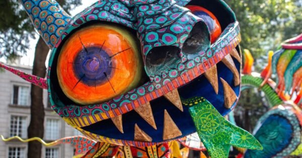 Dragones, jaguares y seres imposibles: el desfile de alebrijes monumentales llenó el centro de la CDMX y ya puedes verlos en Reforma