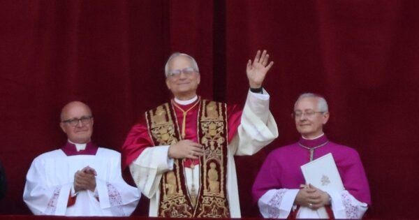 “No se olvide de la capilla”: la iglesia de un barrio pobre de Chiclayo que León XIV ayudó a levantar desde el Vaticano