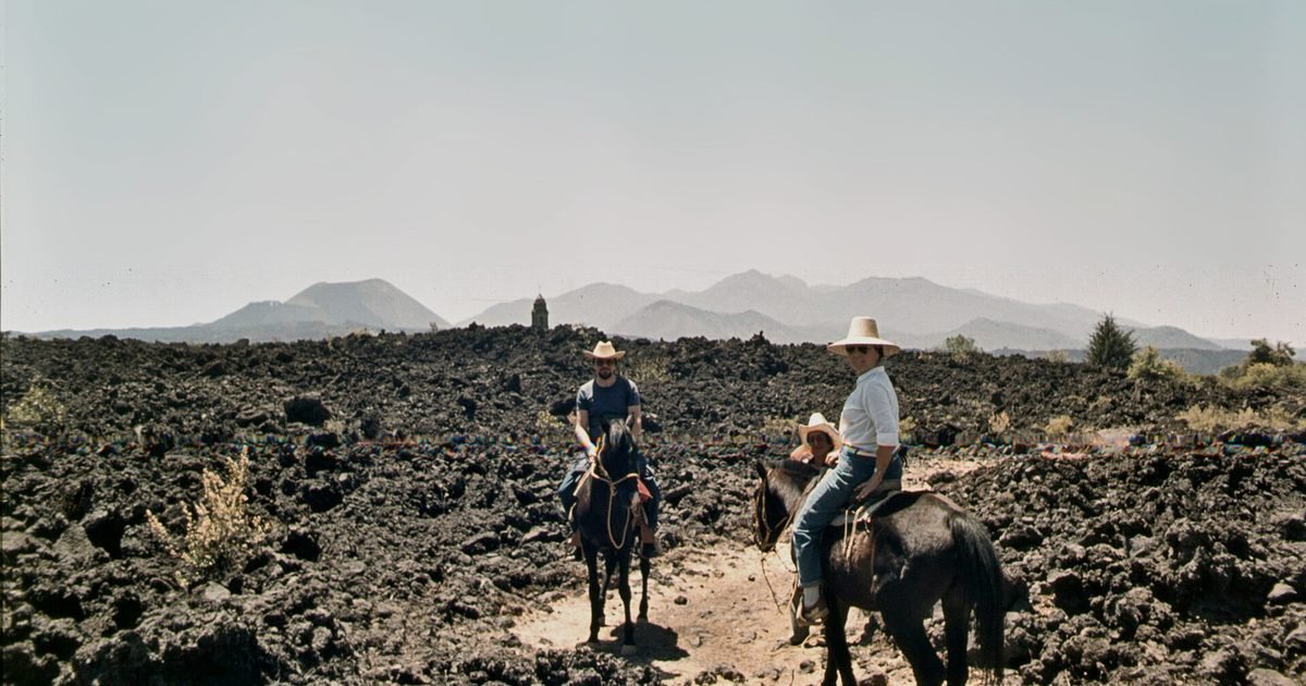 Parícutin: the volcano that was born in a Mexican farmer's cornfield
